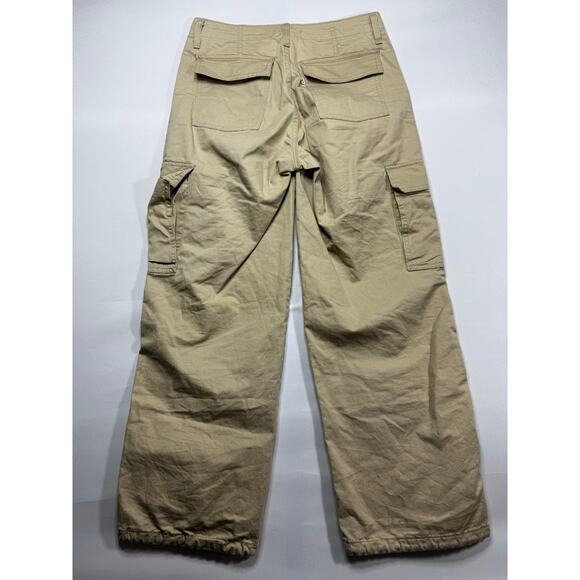 Levi's Women's '94 Baggy Wide Leg Khaki Cargo Pants - Size 27x30 (30x29.5) - Picture 2 of 6